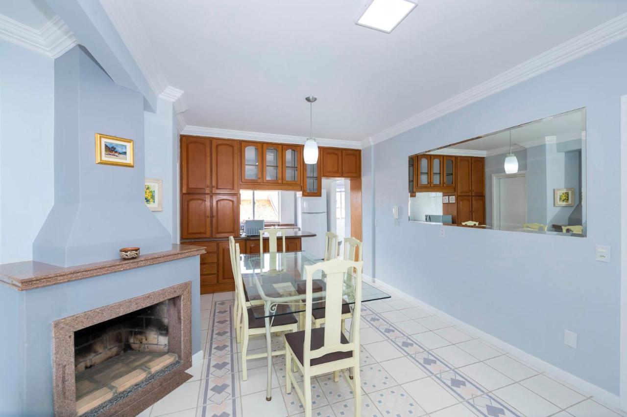 Apartamento Com Vista Mar A 30 Metros Da Praia บอมบินญัส ภายนอก รูปภาพ